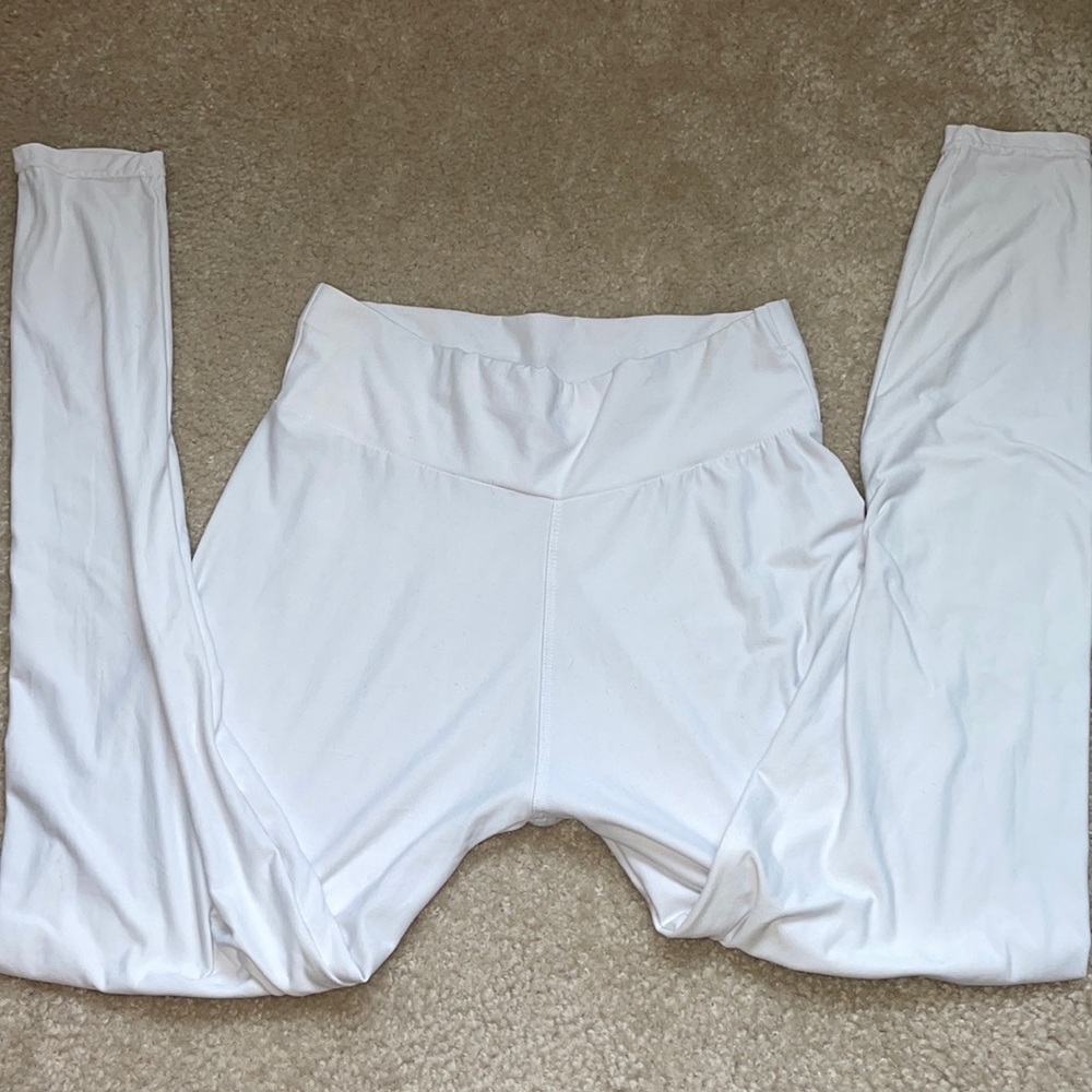 White leggings. One size.